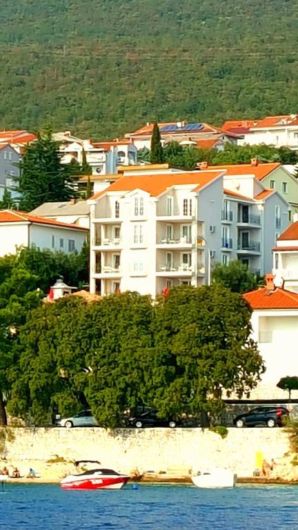 Apartments Villa Harmonie - Adults Only +14 Crikvenica Extérieur photo
