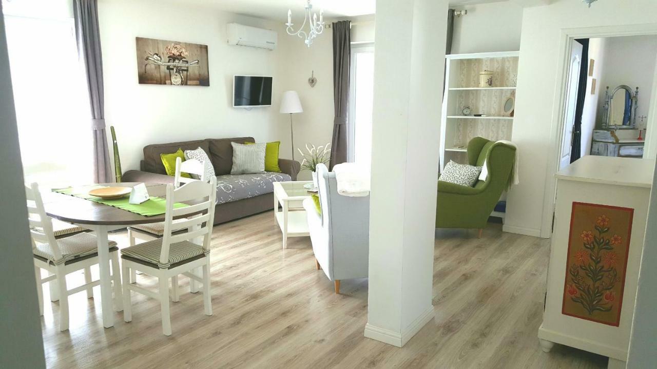 Apartments Villa Harmonie - Adults Only +14 Crikvenica Extérieur photo